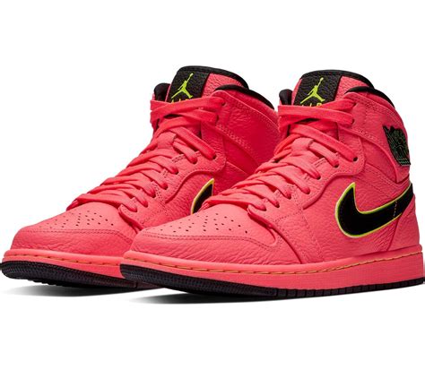 Womens Air Jordan 1 Shoes 